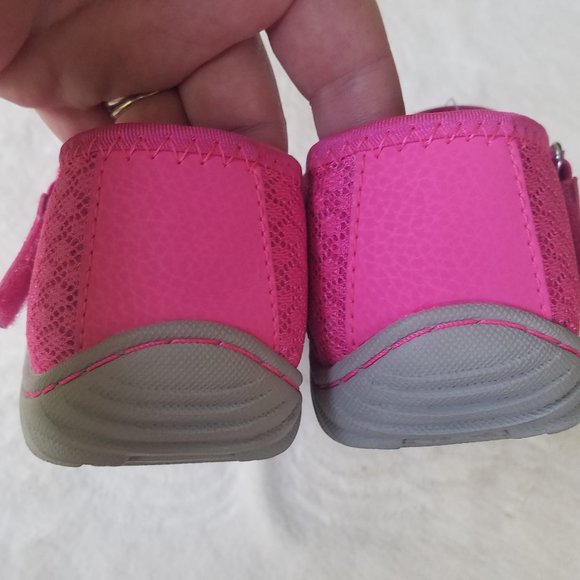 Girls Eddie Bauer Leeanne Pink Mary Jane Shoes NWT - Picture 6 of 7